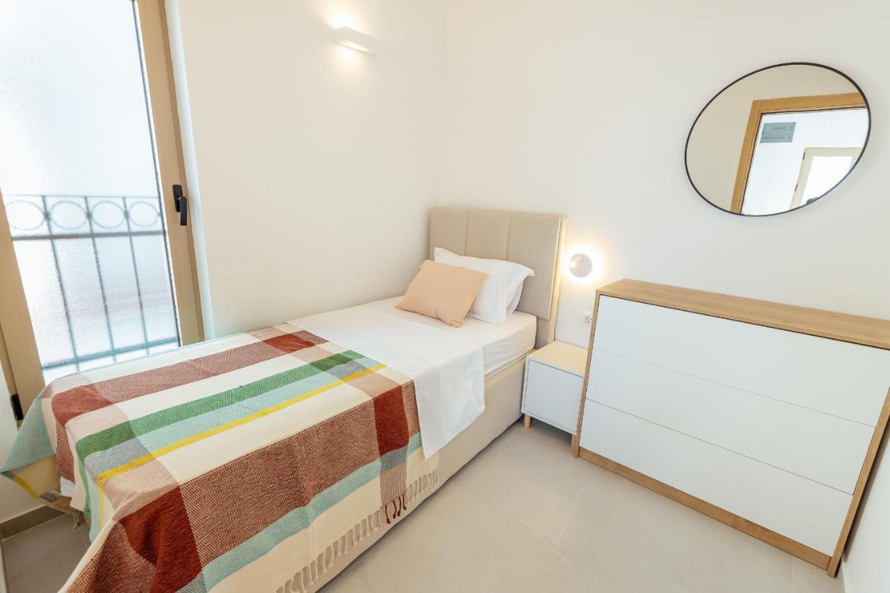 Boka Apartment 6 Herceg Novi Esterno foto